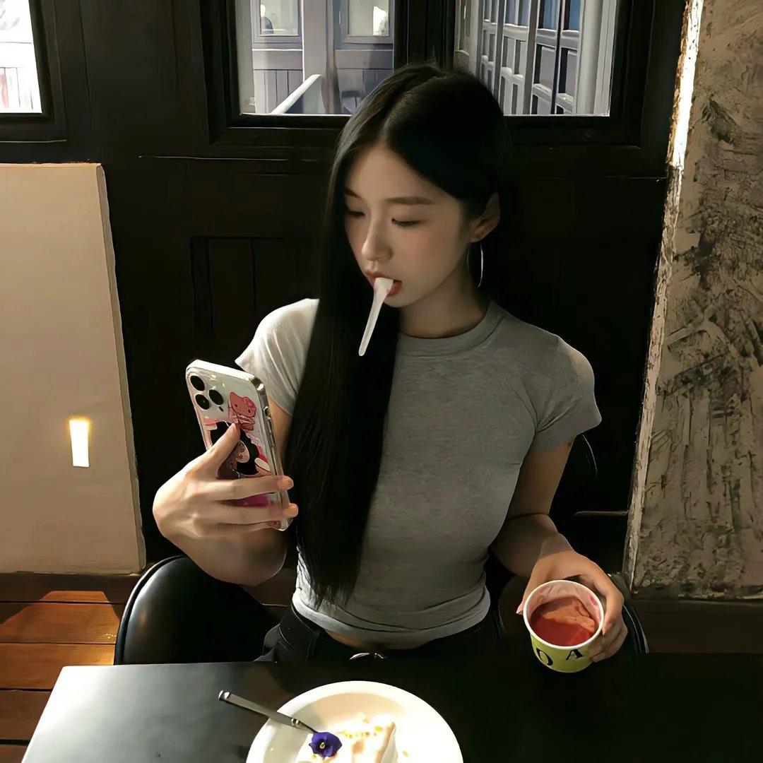悄悄跟着我 在线观看